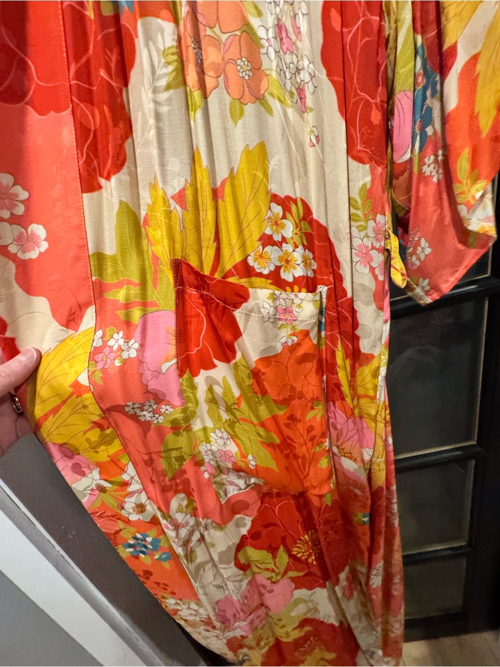 Spell & The Gypsy Tyler Maxi Robe in Chilli S/M - Picture 8 of 13